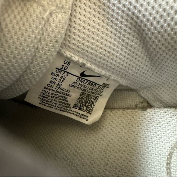 Nike Court Legacy Lift Women’s Size 10 Triple White Shoes DM7590-101 Platform - Picture 10 of 10